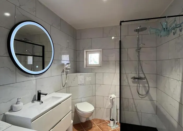 Prázdninový dům Sejour De Golf Et Detente Au Domaine De Bisseret - Fr-1-489-438 *