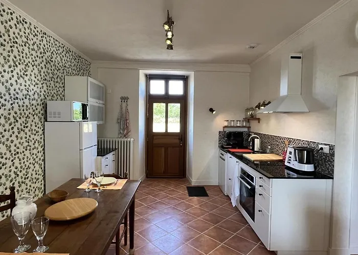 Prázdninový dům Sejour De Golf Et Detente Au Domaine De Bisseret - Fr-1-489-438