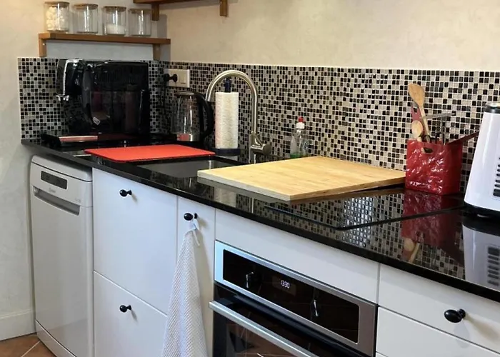 Prázdninový dům Sejour De Golf Et Detente Au Domaine De Bisseret - Fr-1-489-438 *